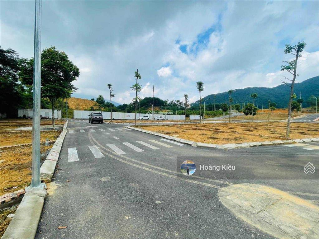 Cần bán lô đất 76,5m2 mặt đường bãi dài cách ngã 4 miễu 800m, cổng 3 đh quốc gia 800m. giá 1.580tr