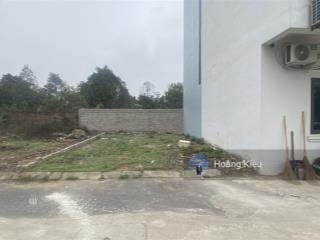 Chính chủ cần bán lô đất dt 60m2 trục chính thôn 3 tân xã cách đh fpt, hồ tân xã 5 phút di chuyển