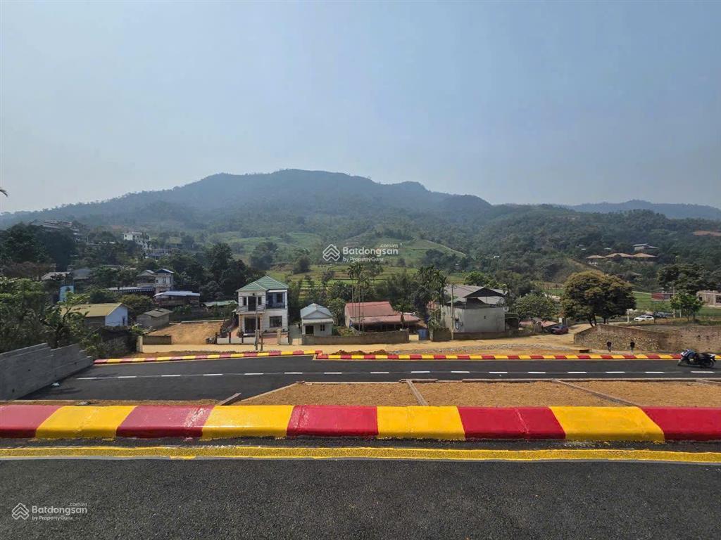 Chính chủ bán đất view hồ, gần đh quốc gia, fpt, khu cnc 1&2, tổ hợp y tế. dt 219,7m2. giá 17 tr/m2