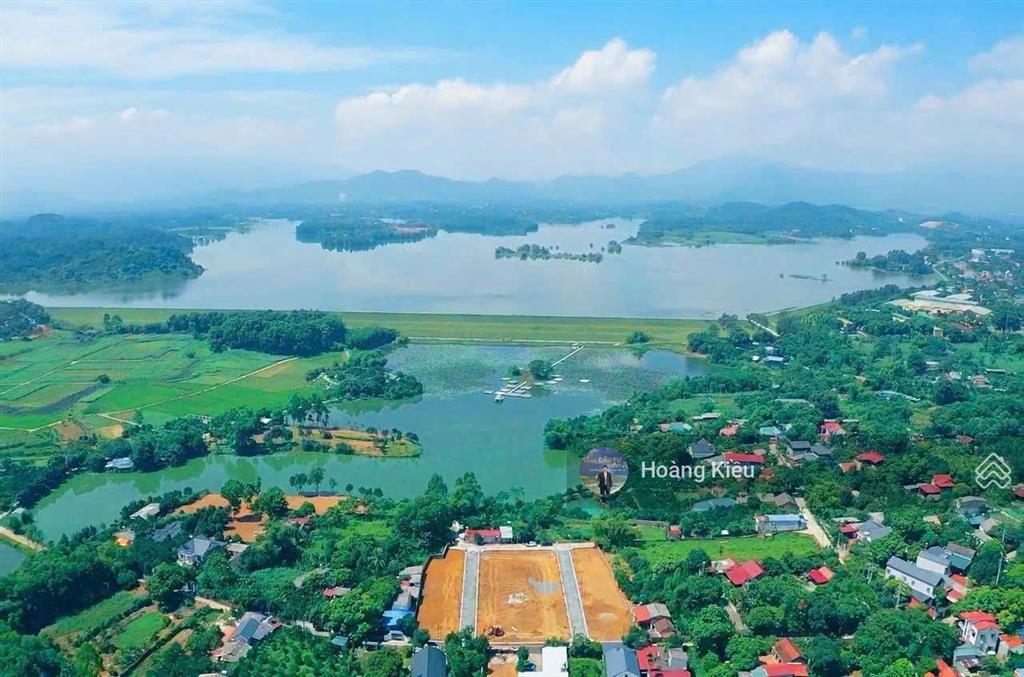 Cần bán gấp lô đất gần hồ đồng mô dt 62,1m2 gần bt sinh thái phan thị, rẻ nhất khu vực. giá 1.55tỷ