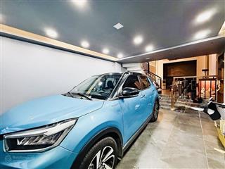 Nhà 5 tầng dương quảng hàm, gần 60m2, xe hơi đậu trong nhà, nội thất xịn, dân trí, sổ hoàn công đủ