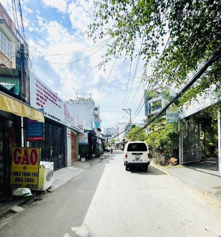 Đất mặt tiền  quang trung vào  gần qua nhà ga t3, hãng mecerdez  330m2, 12x30m  chỉ 90 triệu/m2