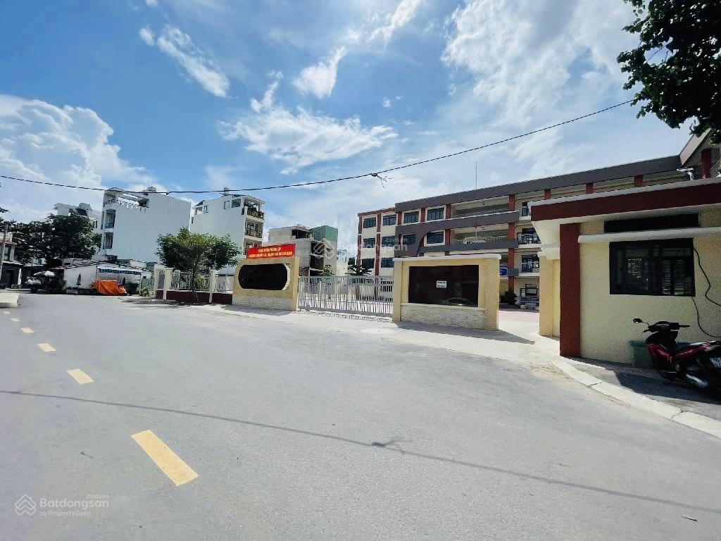 Đất mặt tiền  quang trung vào  gần qua nhà ga t3, hãng mecerdez  330m2, 12x30m  chỉ 90 triệu/m2