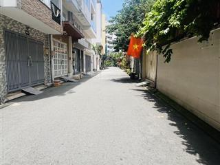 Đất nguyễn thái sơn  gần đh văn lang, đh công nghiệp, giáp bình thạnh  236m2, 6x40m, đường oto 6m