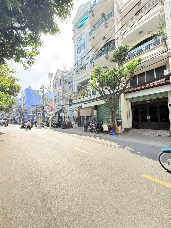 Biệt thự mặt tiền  lê quang định & nguyễn bỉnh khiêm, phạm văn đồng, nở hậu 8.5x25m, 5t, thang máy