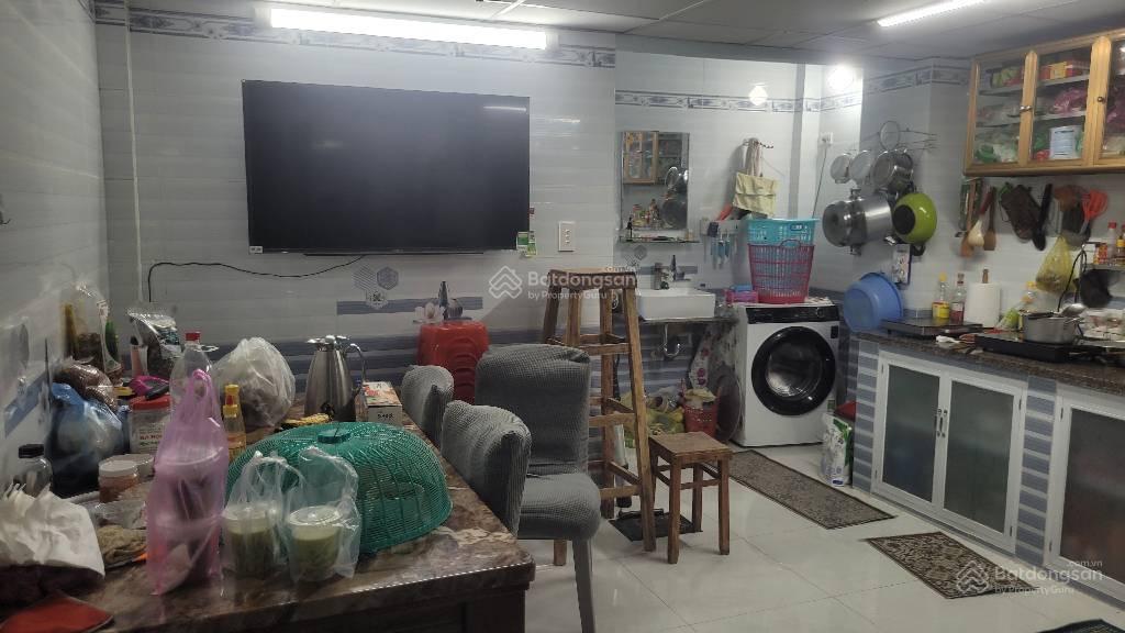 Đất quang trung, gần chợ hạnh thông tây, hãng oto mecerdez, nhà ga t3  dt 100m2, 4.2x24m, đường 6m