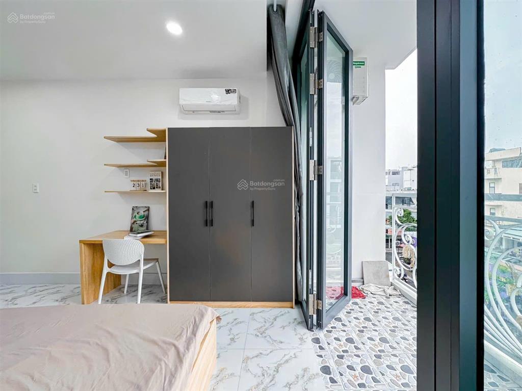 Căn hộ bancon, máy giặt riêng ngay nguyễn gia trí gần đh hutech, ngoại thương, tiện đi quận 1, 2