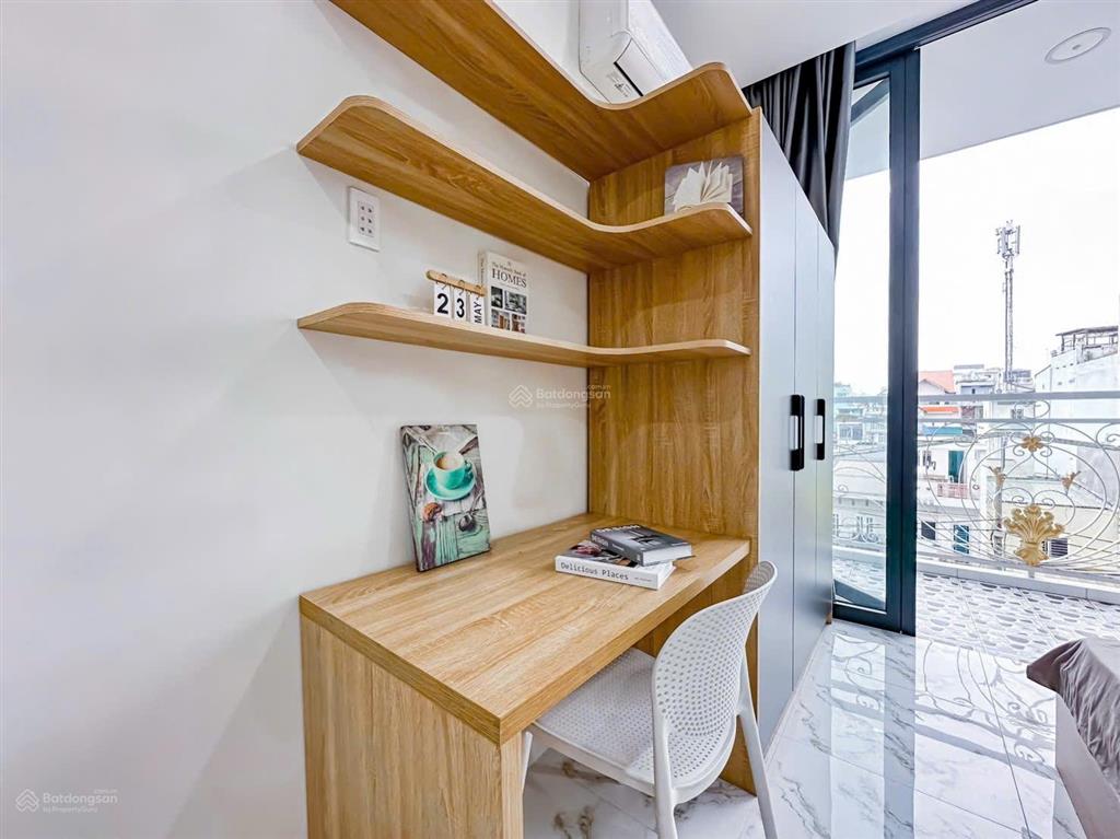 Căn hộ bancon, máy giặt riêng ngay nguyễn gia trí gần đh hutech, ngoại thương, tiện đi quận 1, 2