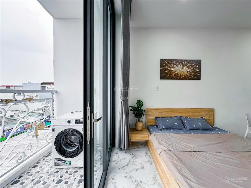 Căn hộ bancon, máy giặt riêng ngay nguyễn gia trí gần đh hutech, ngoại thương, tiện đi quận 1, 2