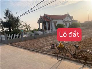 9  16tr/m2 đất biển thịnh long  nam định. cách biển 30m. cạnh khu khu du lịch biển đang hoạt đông