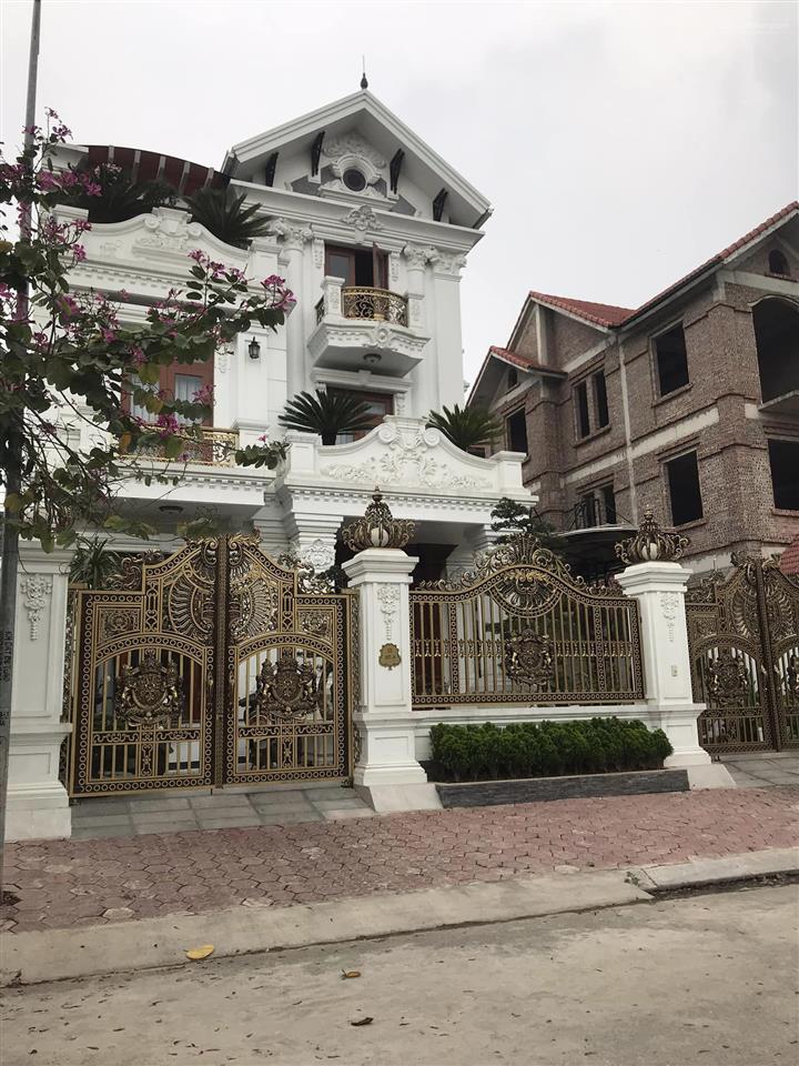 Biệt thự văn phú  hoàn thiện đẹp, thang máy, vị trí trung tâm, kinh doanh 255m2, giá 100tr/m2