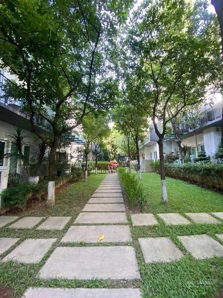 Biệt thự  view vườn hoa  tặng full nội thất nhập  parkcity lê trọng tấn 120m x5t, giá 30ty hơn