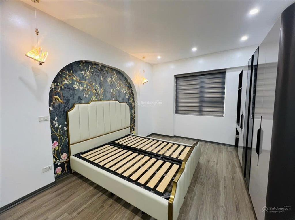 Phân lô, ô tô, nhà đẹp, sẵn ở  ngô thì nhậm 50m2 x 5t, gía hơn 13 tỷ