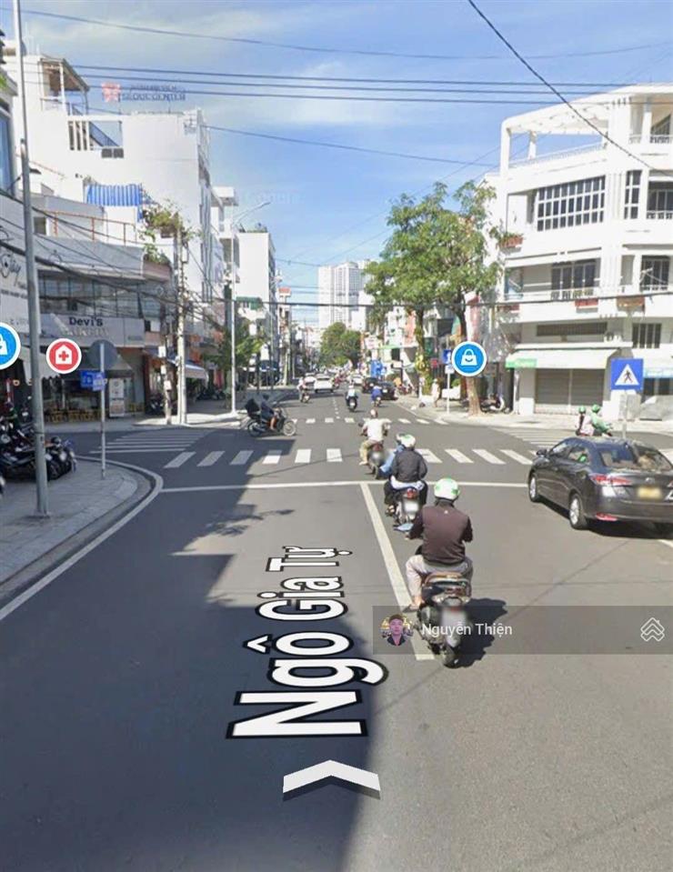 Chỉ 156tr/m2 bán đất tặng nhà ngô gia tự, đang cho thuê sân 15tr/ tháng, vị trí đẹp gần chợ