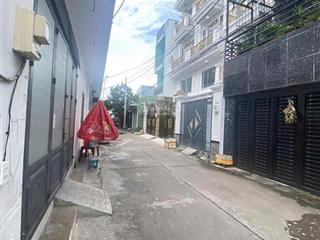 Bán nhà hiếm có q.3 hẻm thẳng 20m ra mặt tiền, thuê 13 tr/tháng