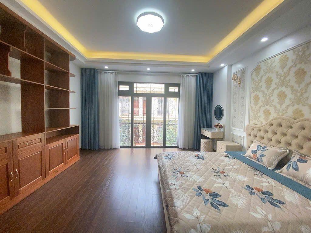 NHÀ PHÂN LÔ DV PHỐ NGÔ THÌ NHẬM, TRẦN ĐĂNG NINH, HÀ ĐÔNG 12 TỶ 50M2, MT 5M