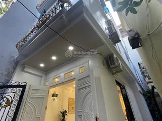 Bán nhà lô góc 55m2 | 4 tầng | mt 4,1m | sổ vuông nở hậu  láng trung  đống đa