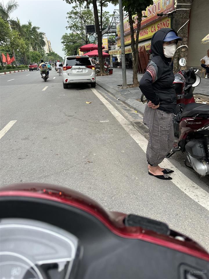 Chỉ hơn 6 tỷ lĩnh nam nhà đẹp thoáng ngõ rộng ô tô đỗ cửa gần times city