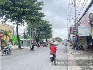 Bán nhà mặt tiền kinh doanh, rẻ hơn thị trường gần 50%, đường rộng 20m, vỉa hè 5m. 48tr/m2