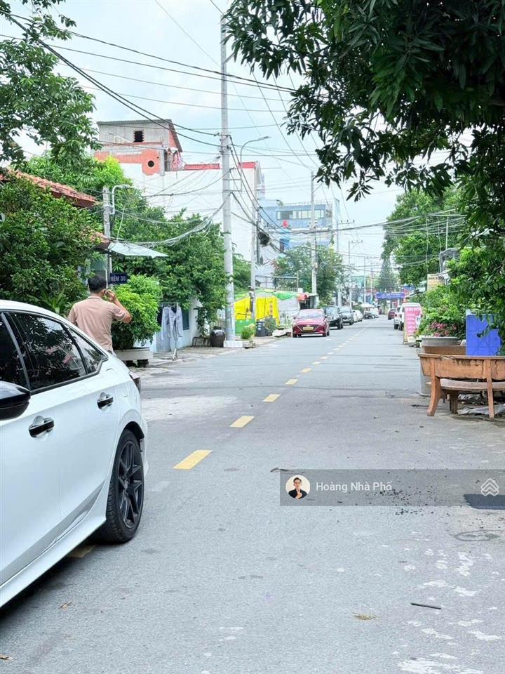 Mặt tiền đường số gần lê văn việt  đất full thổ  ngang khủng 10m  đường 12  cpxd 7 tầng