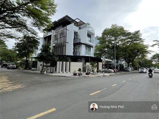 Siêu rẻ  biệt thự nghỉ dưỡng gần the global city đỗ xuân hợp  4 tầng  ngang 9m  đường 12m