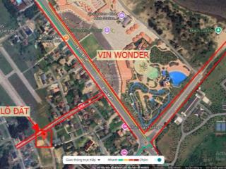 3,95 tỷ  diện tích 9,5x20,3=186m2  đất đẹp cửa lò đối diện cổng chính vin wonder