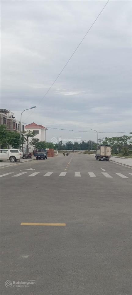 8,x tỷ căn nhà vườn  dt 10x175 = 175m2  khu nghỉ dưỡng cửa lò beach villa  đối diện vin wonder