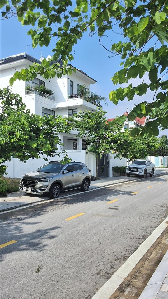 Bán các căn biệt thự, nhà vườn cửa lò beach villa  đối diện vin wonder biển cửa lò