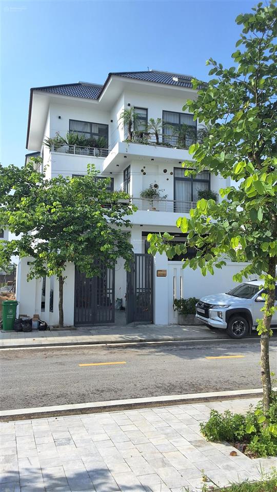 Bán các căn biệt thự, nhà vườn cửa lò beach villa  đối diện vin wonder biển cửa lò