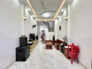 Cho thuê nhà 3 tầng nội thất mới đẹp, hẻm ô tô dã tượng, dt 76m2 3pn, 3 wc giá chỉ 10 triệu/tháng