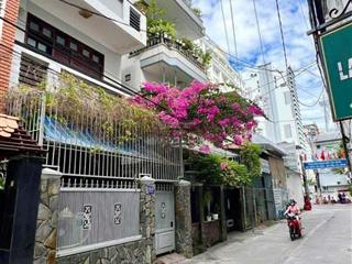 Hạ giá bán nhanh từ 13 tỷ 500 xuống còn 12 tỷ 900 tr nhà tuệ tĩnh cách biển 200m, hướng đông