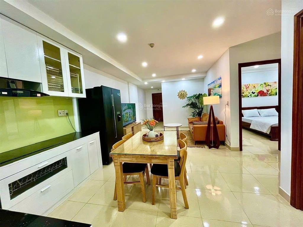 Bán căn góc tầng 4 chung cư ct3 vcn phước hải  nam nha trang dt 65m2, sổ hồng giá 3ty330