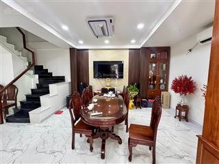 Giảm sâu. bán nhanh cho căn này ngang siêu khủng hơn 11m. nhà đẹp ở liên sổ đang vy hơn 8 tỷ