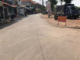 Bán nhà đa tốn bát tràng gia lâm hà nội ô tô đỗ cửa vào nhà dt 65m2, giá 6,45 tỷ có tl