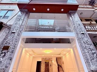 Bán căn nhà khuất duy tiến thang máy 8 tầng full nội thất ô tô đỗ cửa, ôtô vào nhà ngõ thông kdoanh