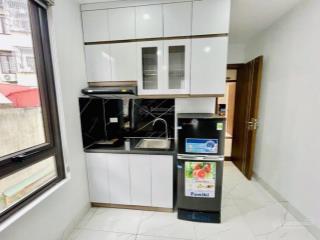 Bán căn nhà chung cư mini dòng tiền 100tr/1 tháng cách mặt đường cầu giấy 100m, lô góc trung tâm