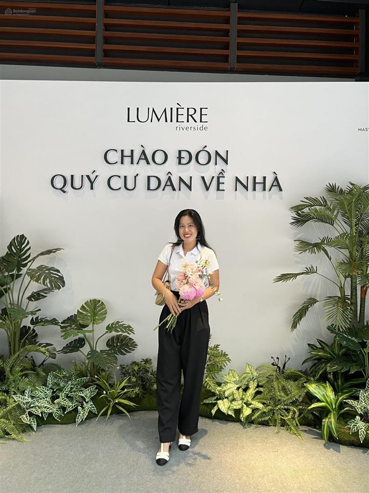 Em hương chuyên bán căn hộ lumiere riverside  đã có sổ hồng  0949 883 ***