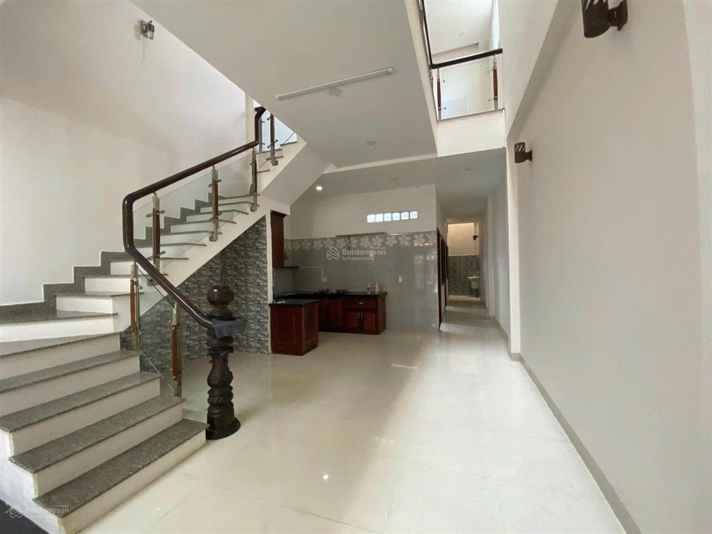 Chủ cần bán gấp nhà 3 tầng mặt tiền đường chế lan viên, ngũ hành sơn, tp đn