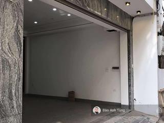 Bán nhà ái mộ 7 tầng thang máy lô góc sát phố gull nội thất