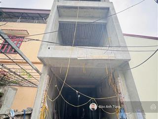 Nhà thạch bàn 7 tầng thang máy full nội thất chỉ hơn 8 tỷ