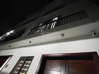 Siêu phẩm nguyễn văn cừ 5 tầng full nội thất ở sướng
