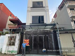 Chính chủ bán gấp toà cc mini 135m2 sài đồng 2 mặt thoáng ô tô tránh kinh doanh tốt dòng tiền 700tr