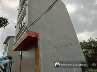 Cc bán gấp căn nhà bát khối 35m2 x 4t  3 p ngủ, full nội thất xịn xò ngõ cực nông ô tô vf3 đỗ cửa