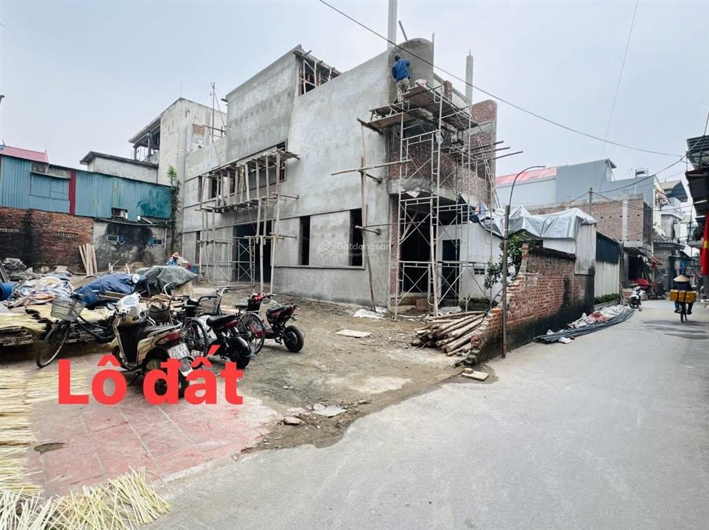 Đất trung tâm thị trấn quốc oai (xã quốc oai) ngay ga metro văn cao và bệnh viện sản nhi trung ương