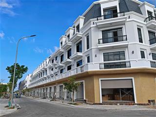 Cơ hội đầu tư với shophouse biển bình sơn  chỉ từ 1,55 tỷ nhận nhà kinh doanh ngay.