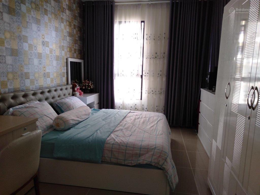 Bán căn hộ 67m2 2pn 2wc. giá 2 tỷ 300 và các căn 2 4pn. mr. tùng 0964 690 ***