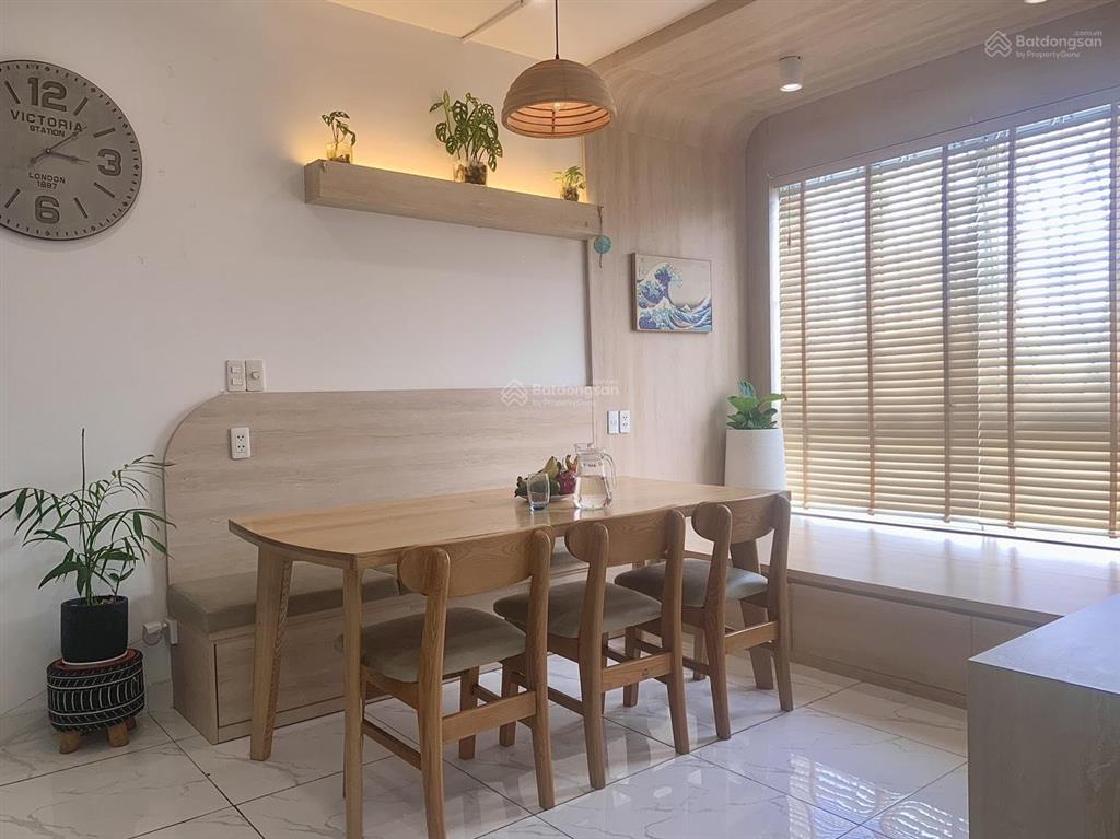 Chính chủ gửi bán căn hộ 1pn ot sky center / tân bình  diện tích 50m2  giá bán 3,65 tỷ