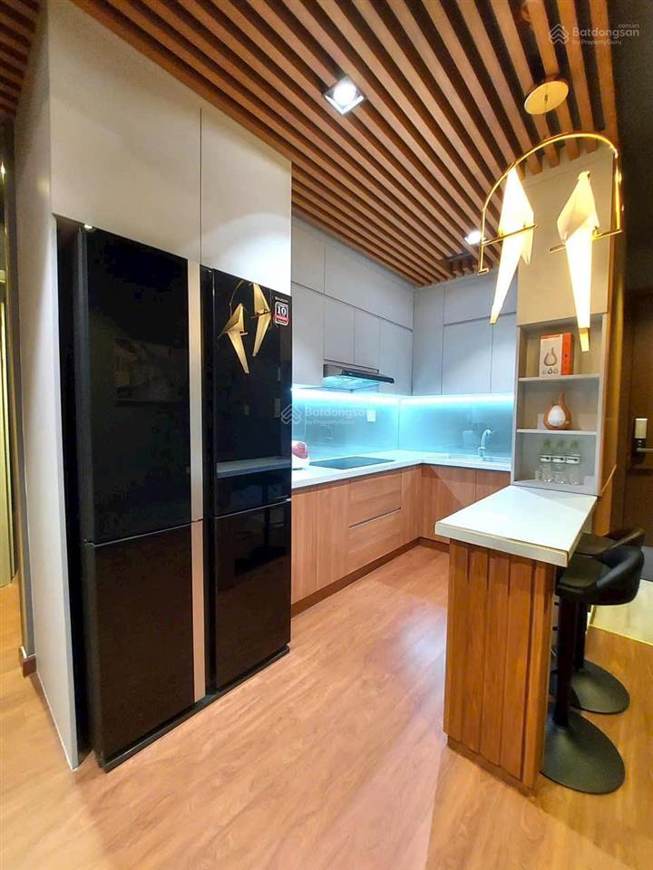 Mình cần bán căn hộ 4pn kingston residence / phú nhuận  dt 140m2  giá 15,8 tỷ  view thoáng mát