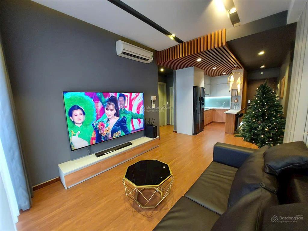 Mình cần bán căn hộ 4pn kingston residence / phú nhuận  dt 140m2  giá 15,8 tỷ  view thoáng mát