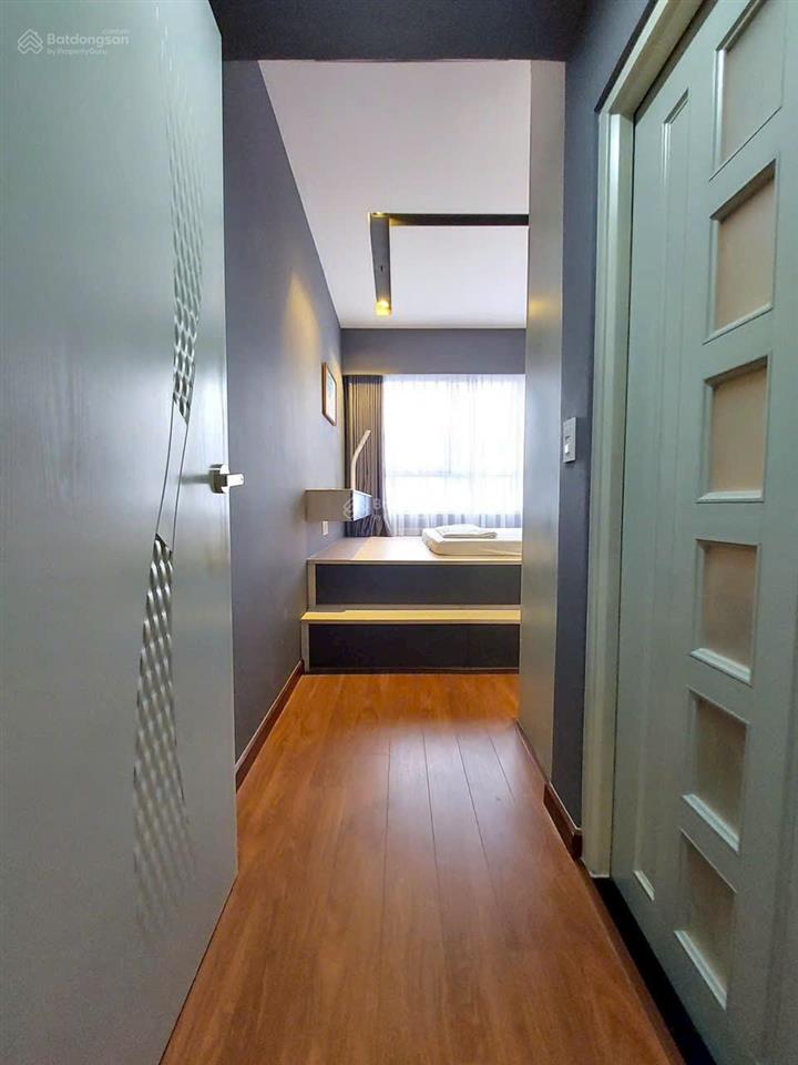 Mình cần bán căn hộ 4pn kingston residence / phú nhuận  dt 140m2  giá 15,8 tỷ  view thoáng mát